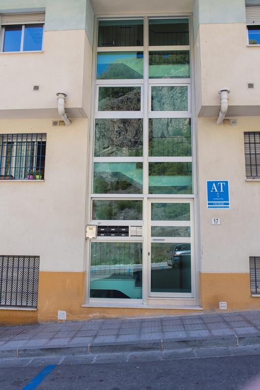 Ab Apartamentos Reding Малага Экстерьер фото