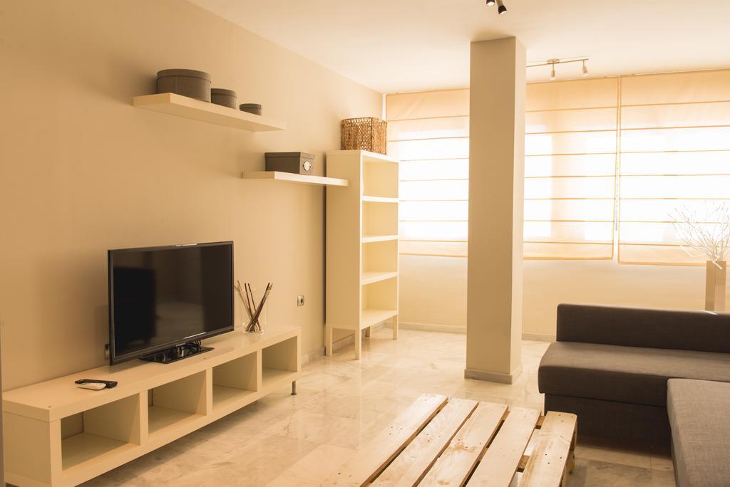 Ab Apartamentos Reding Малага Номер фото